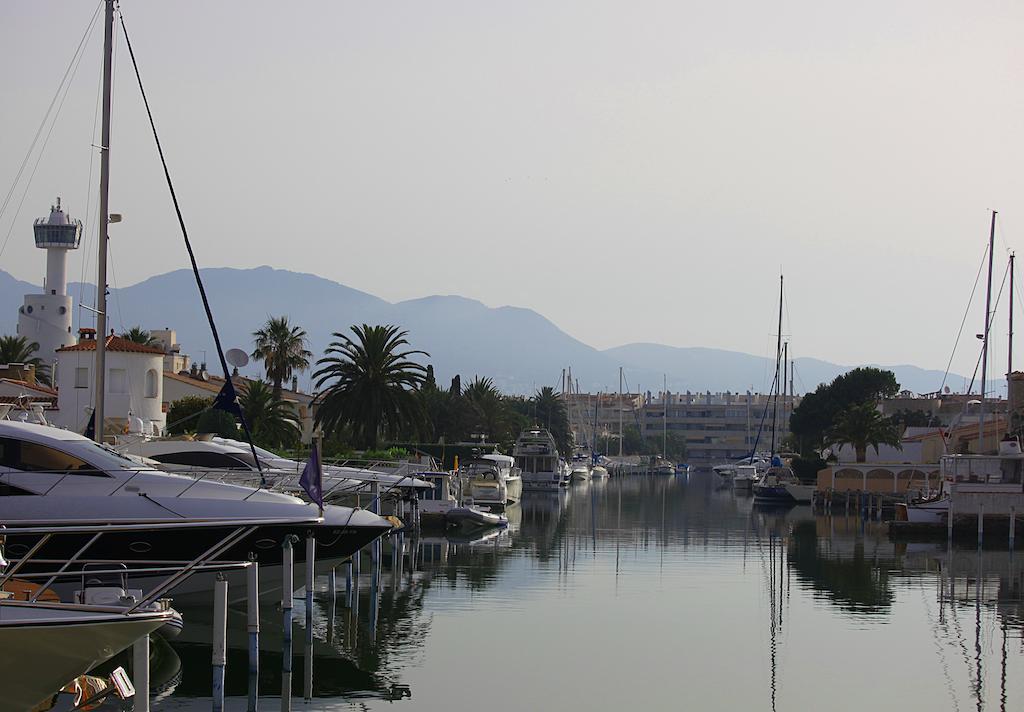 Aptos. Comte D'Empuries Empuriabrava Exteriör bild